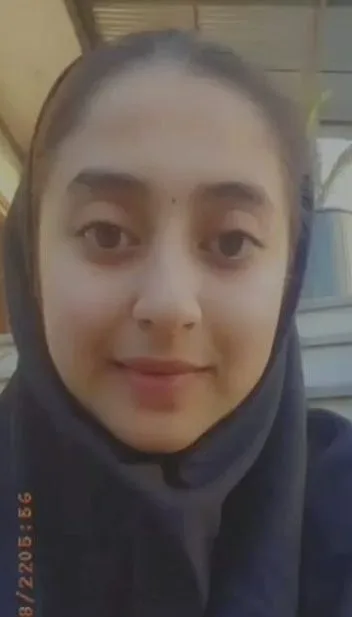 دانش اموز نگین محمدی